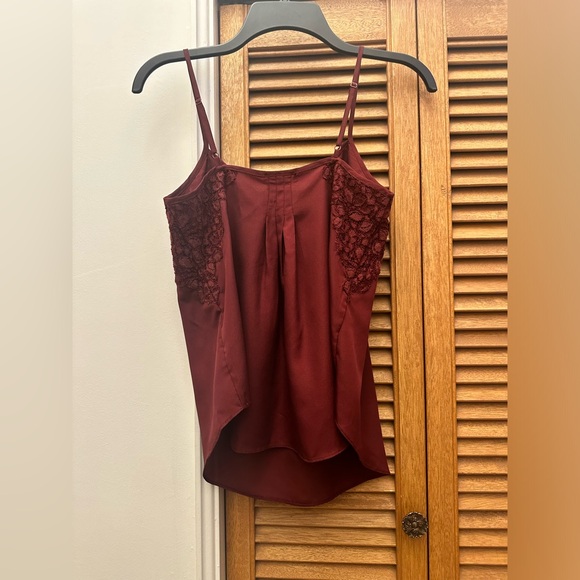 Talula Size S Burgundy Spagetti Strap Adjustable Pleated Lace Inset Camisole Top - Picture 6 of 13